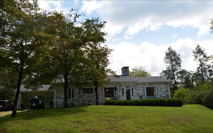 733 Andrews Road - Photo 1