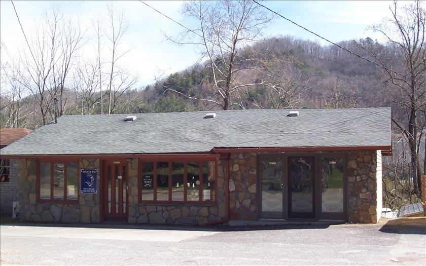 734 Andrews Rd - Photo 1