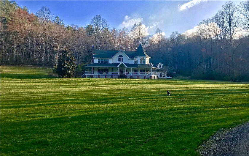 2440 Vengeanc Creek Road - Photo 1