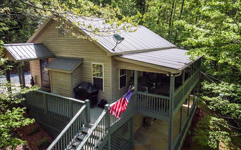 3111 Creekview - Photo 1