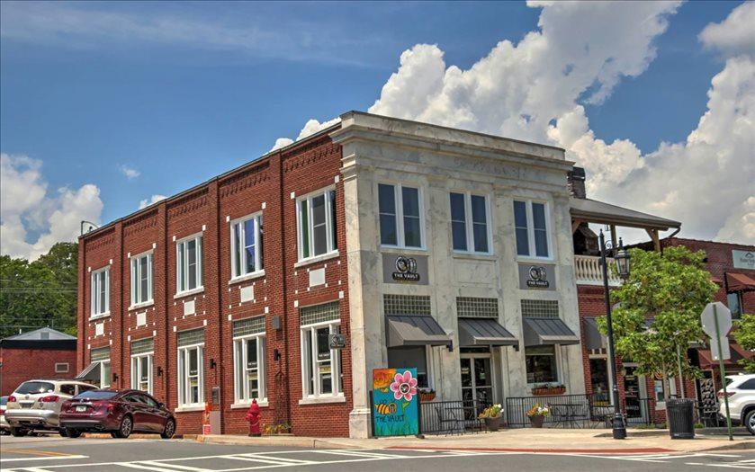 260 West Main Street - Photo 1