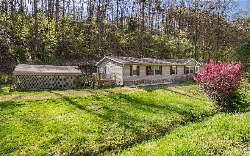 775 Bates Rd - Photo 1