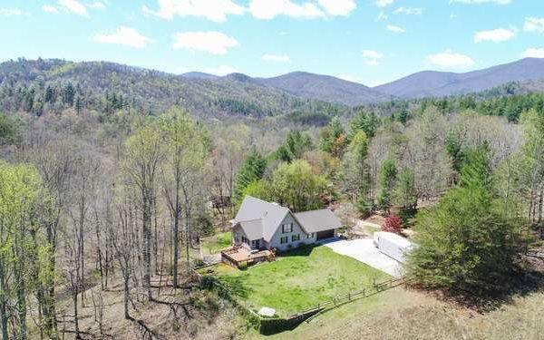 144 Meadow Circle - Photo 1
