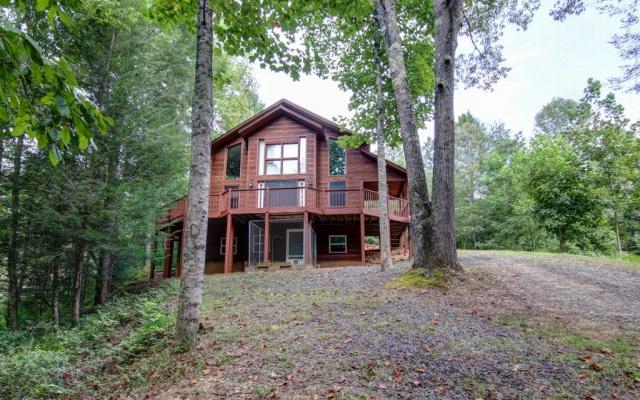 216 Londonderry - Photo 1