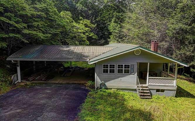 2337 Cathy Rd - Photo 1