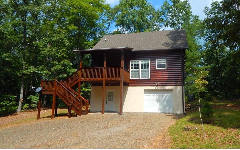 143 Hawthorne Lane - Photo 1