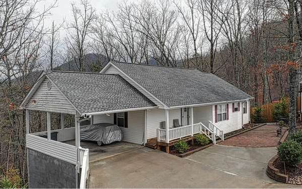 371 Ross Ridge Rd - Photo 1