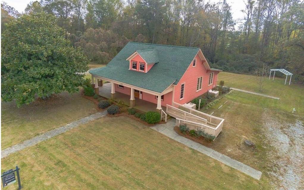 436 Academy Ave - Photo 1