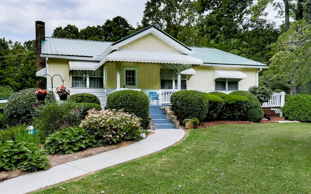 386 Hwy 2 - Photo 1