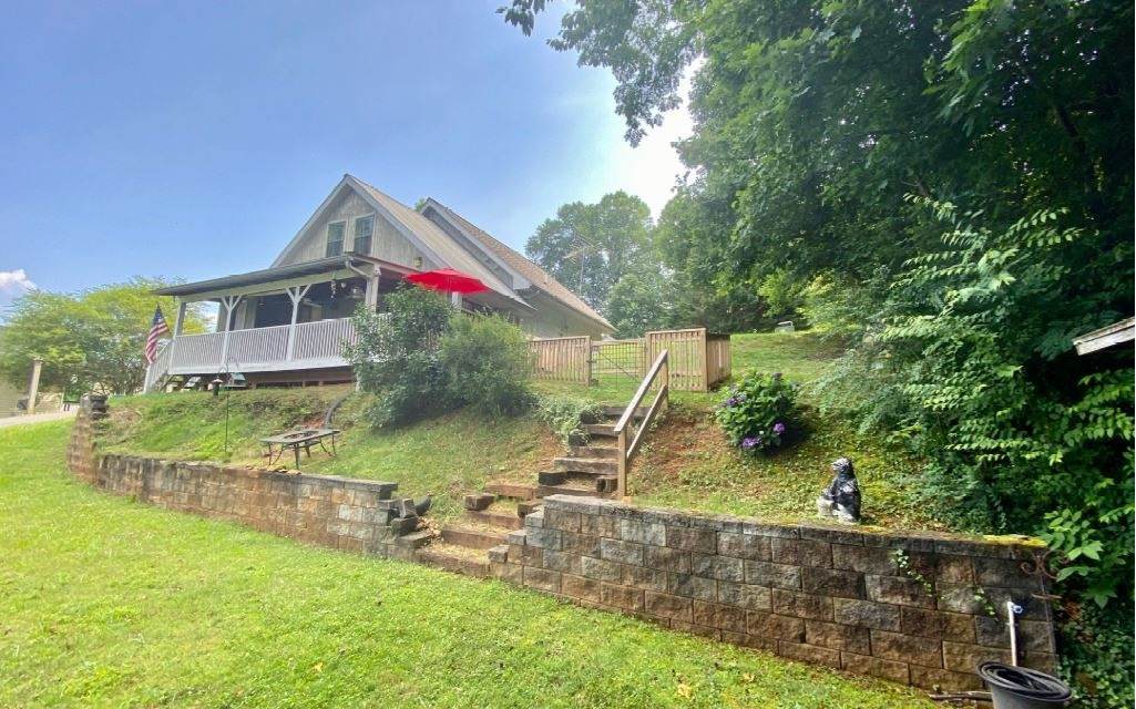 82 Valley View Manor Dr - Photo 1