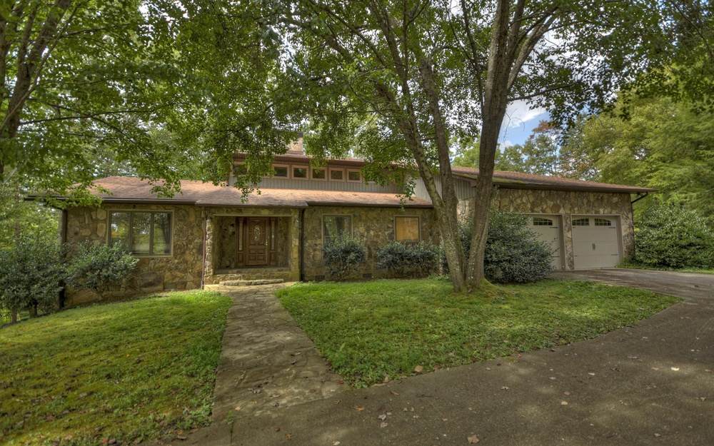 759 Mountain Tops Circle - Photo 1