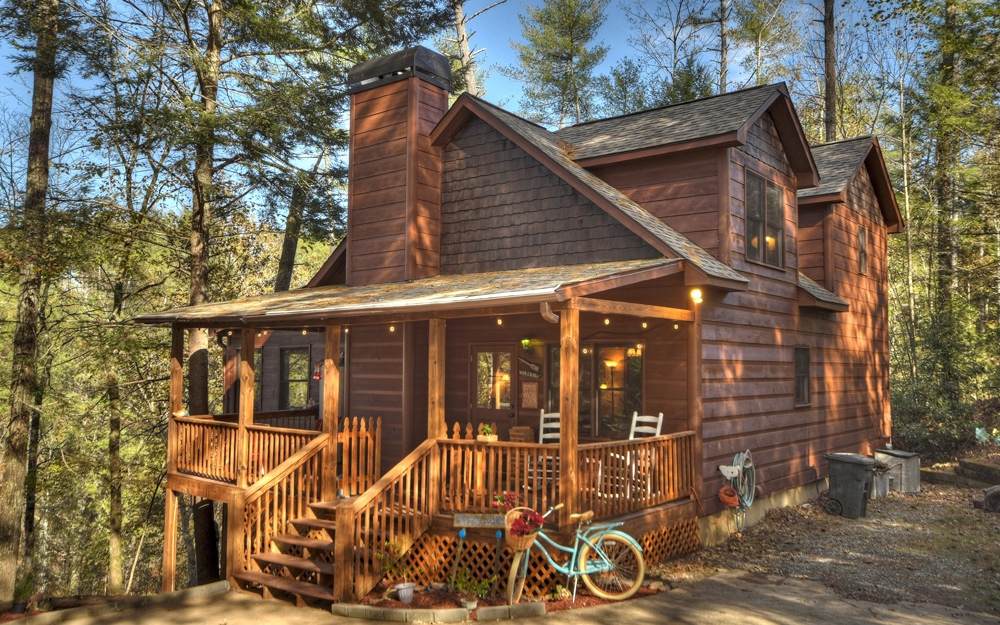 550 Hillsdale Drive - Photo 1