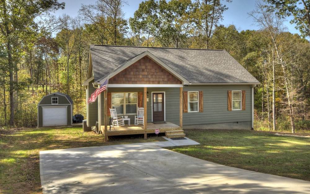 488 Meadow Circle - Photo 1
