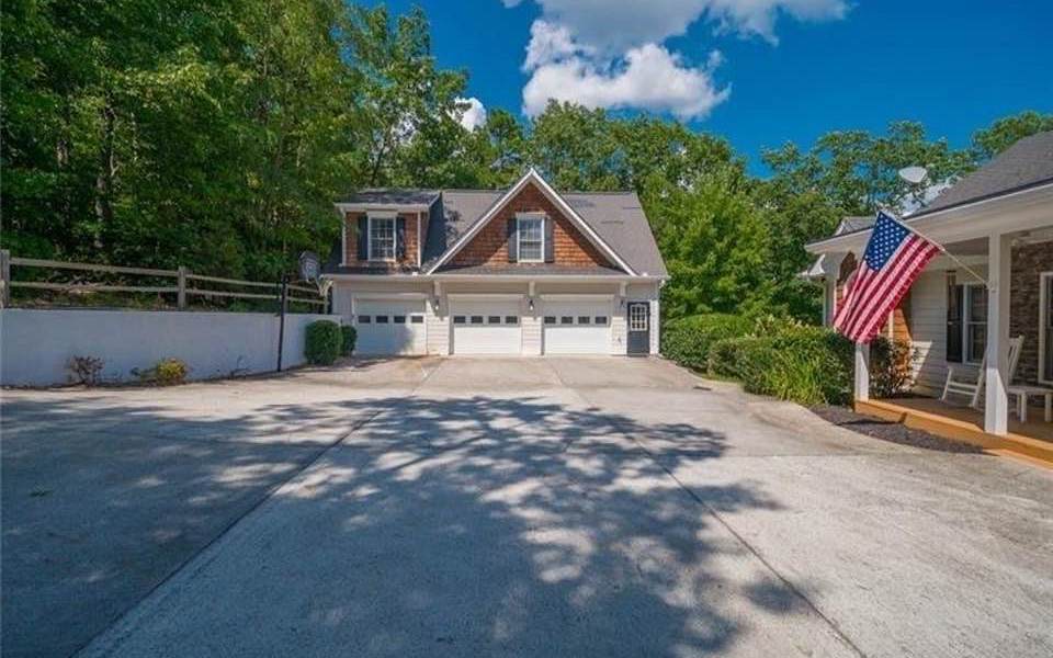 1007 Outback Road - Photo 1