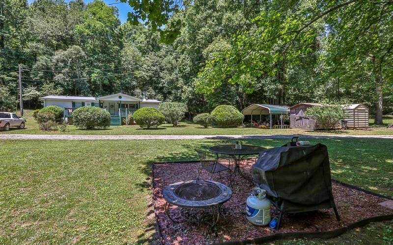100 Henson Ln - Photo 1