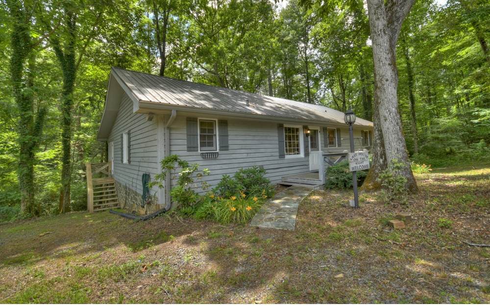 464 Twin Creeks - Photo 1