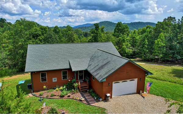 612 Dockery Creek - Photo 1