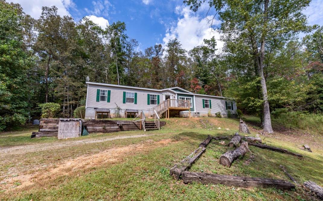 1461 Barnett Rd - Photo 1