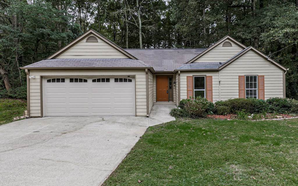 417 Rockingham Lane - Photo 1