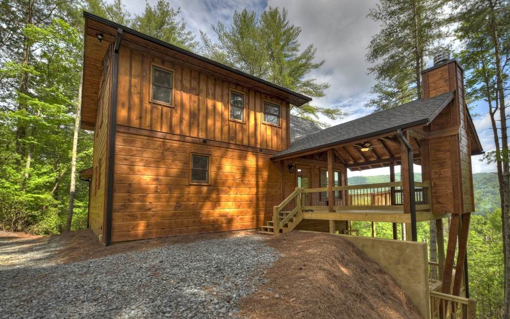 LT 19 Blue Ridge Escape - Photo 1