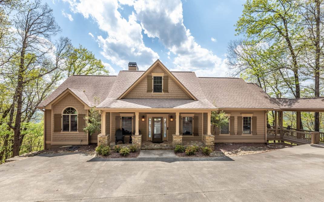 140 Sunset Cliff Drive - Photo 1