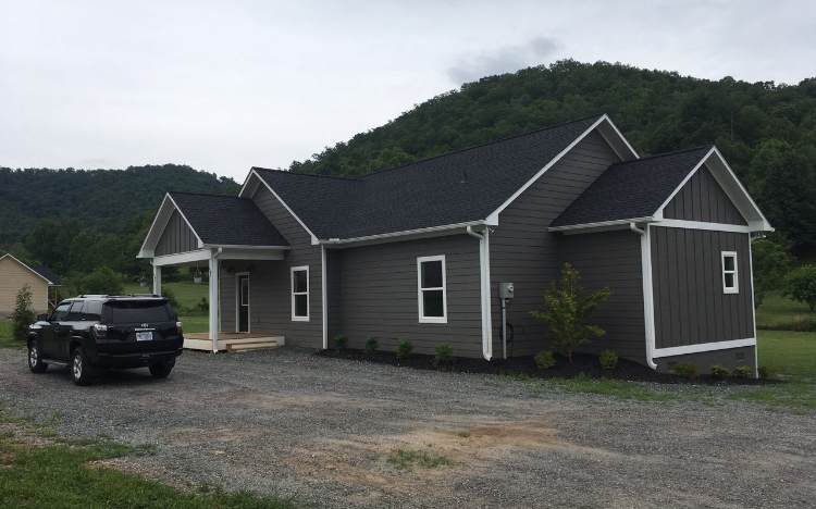 1495 Lawrence Smith Road - Photo 1