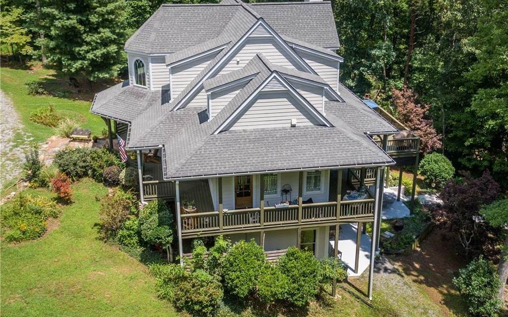 1185 Meadowlands Drive - Photo 1