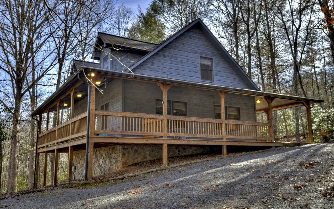 264 Sawmill Circle - Photo 1