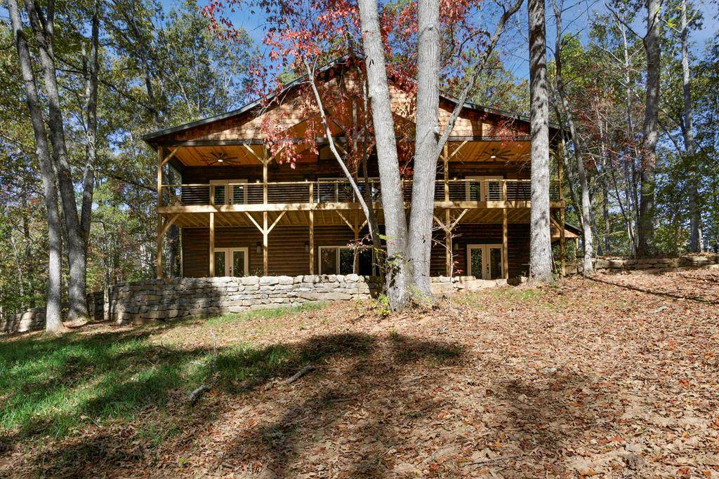 201 Windsor Drive - Photo 1