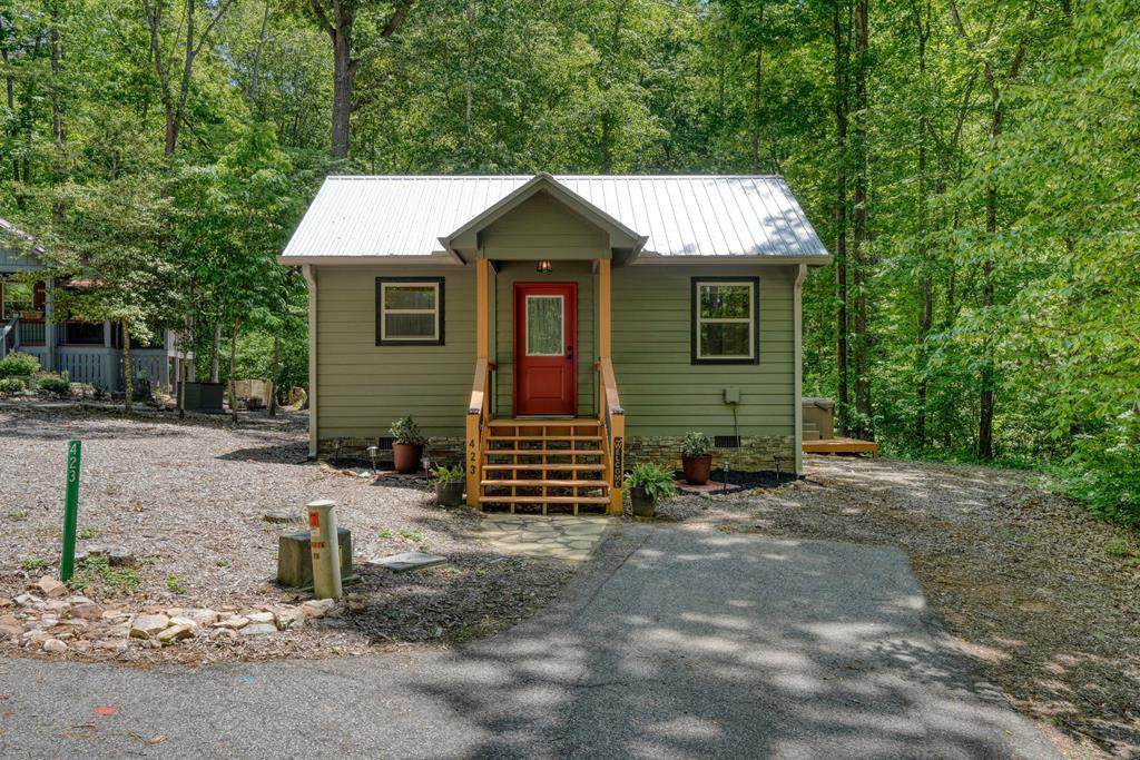 423 Chimney Ridge - Photo 1