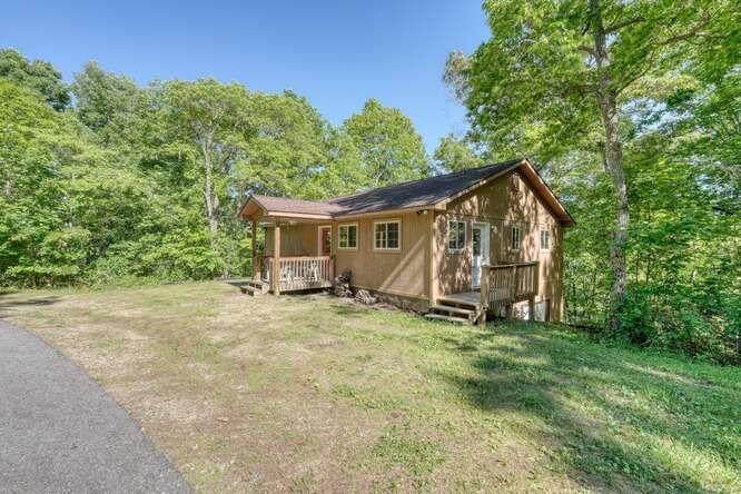 441 Foxfire Road - Photo 1