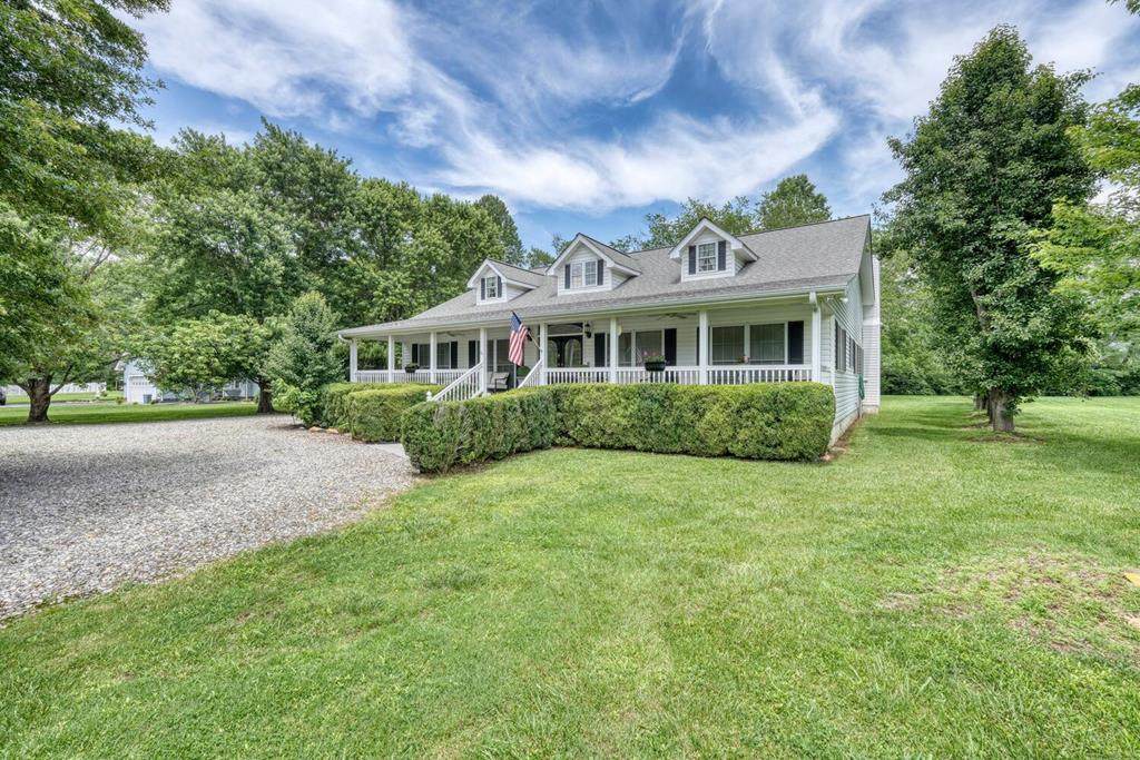 162 Grandview Drive - Photo 1