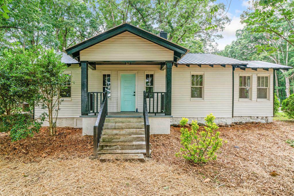 1619 Talking Rock Road - Photo 1