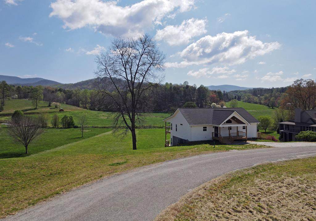 397 Everetts View - Photo 1