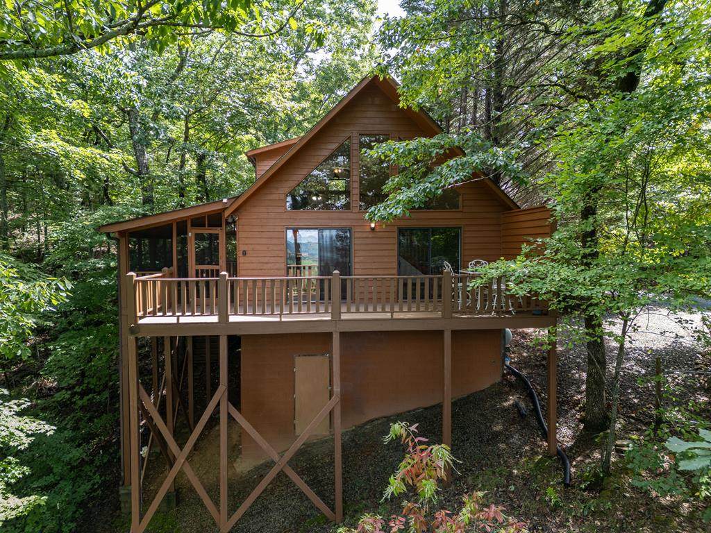 425 Boyd Ridge Drive - Photo 1