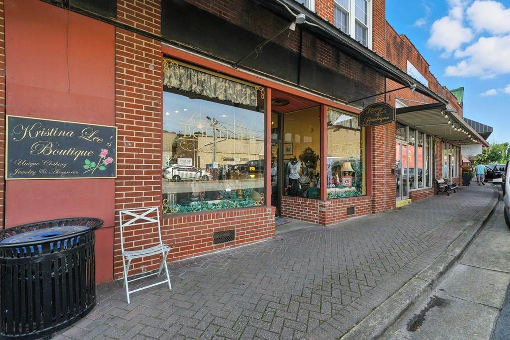 52 Main Street - Photo 1