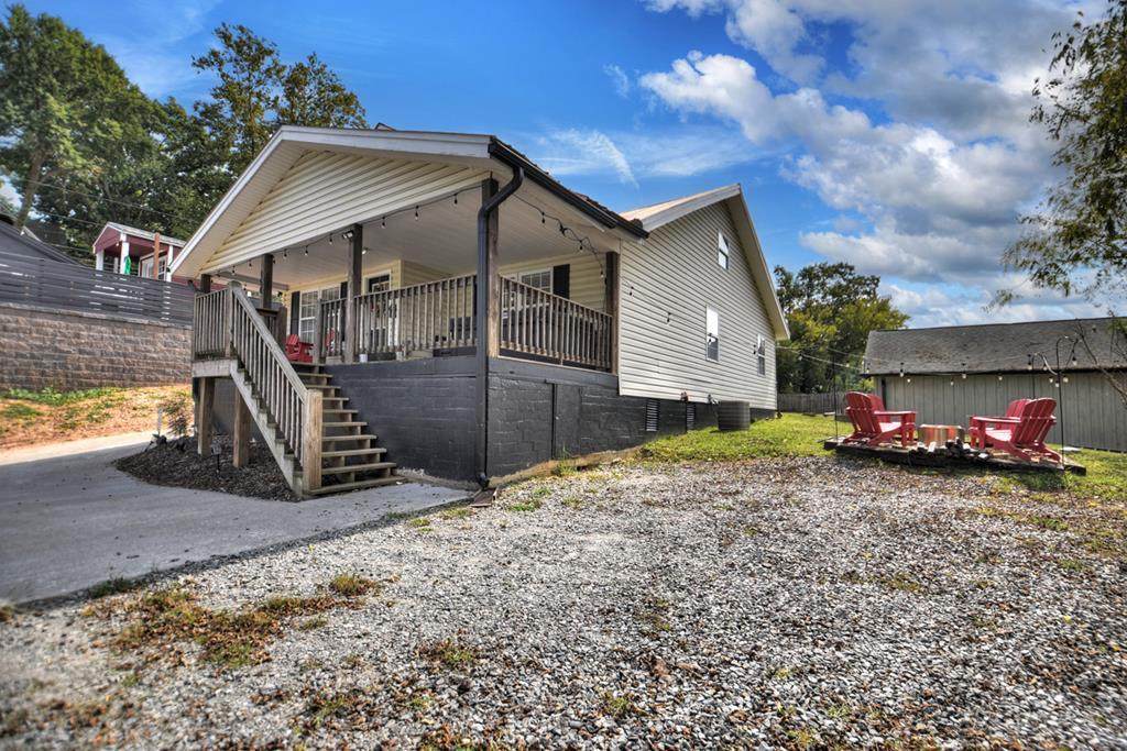 154 Mountain Street - Photo 1