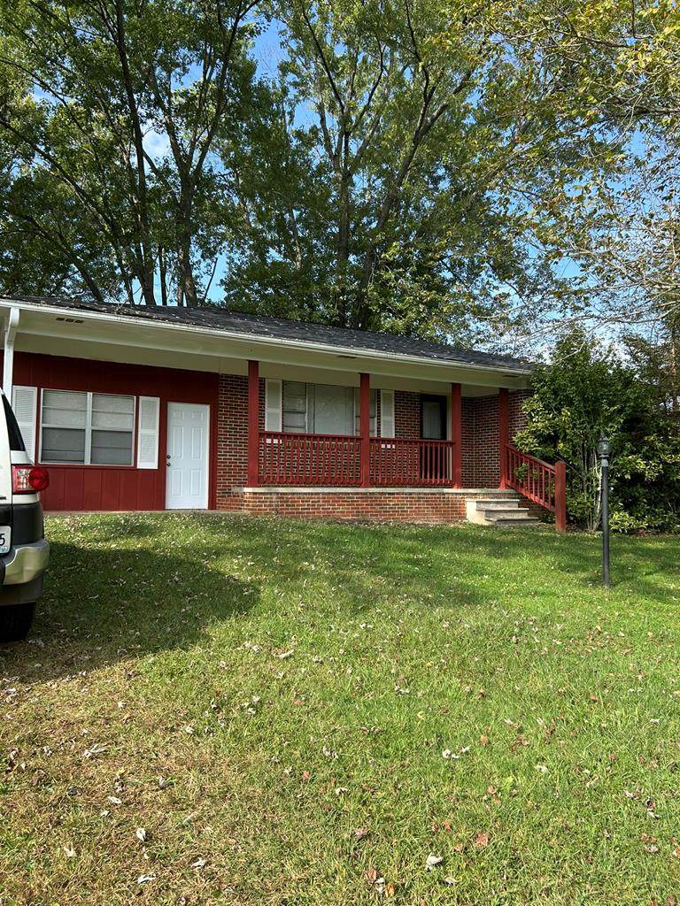 621 Miller Street - Photo 1
