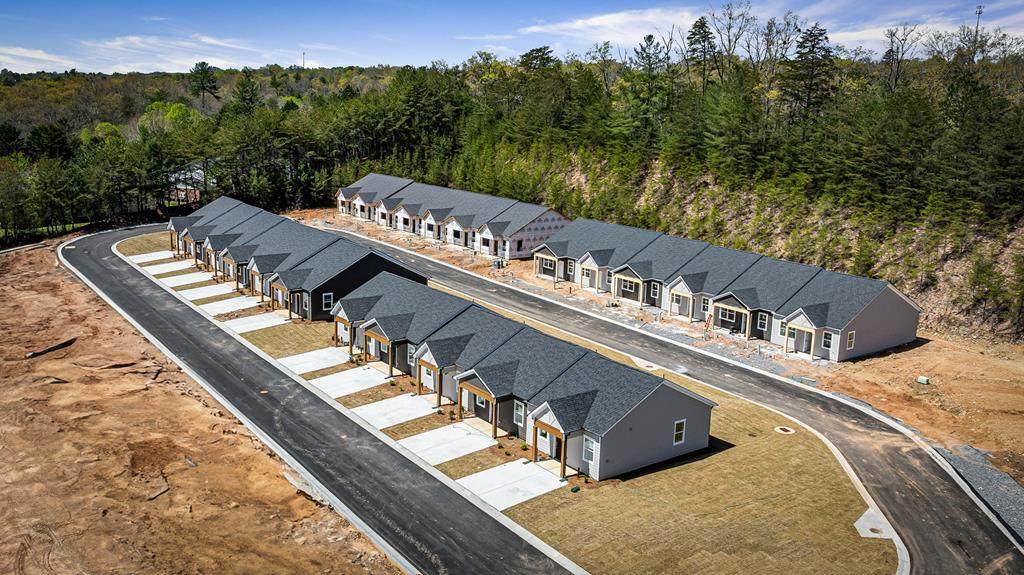 Unit 17 Grove Loop - Photo 1