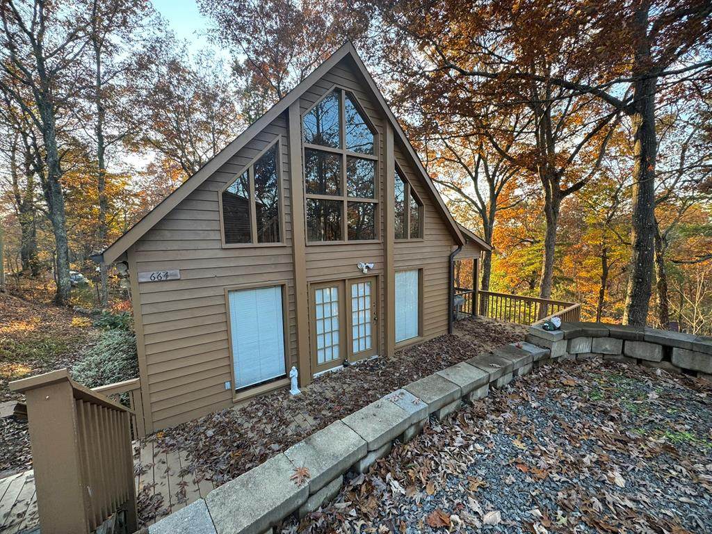 664 Fox Run Drive - Photo 1