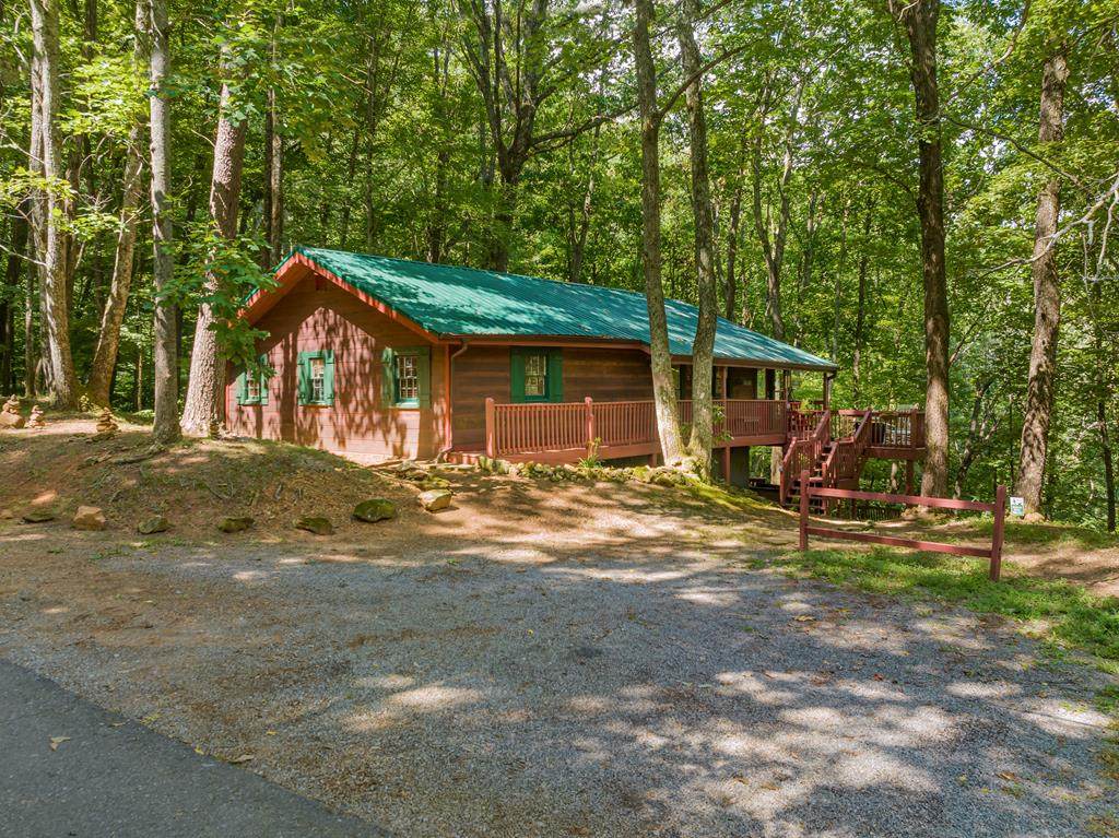 131 Hickory Trace - Photo 1