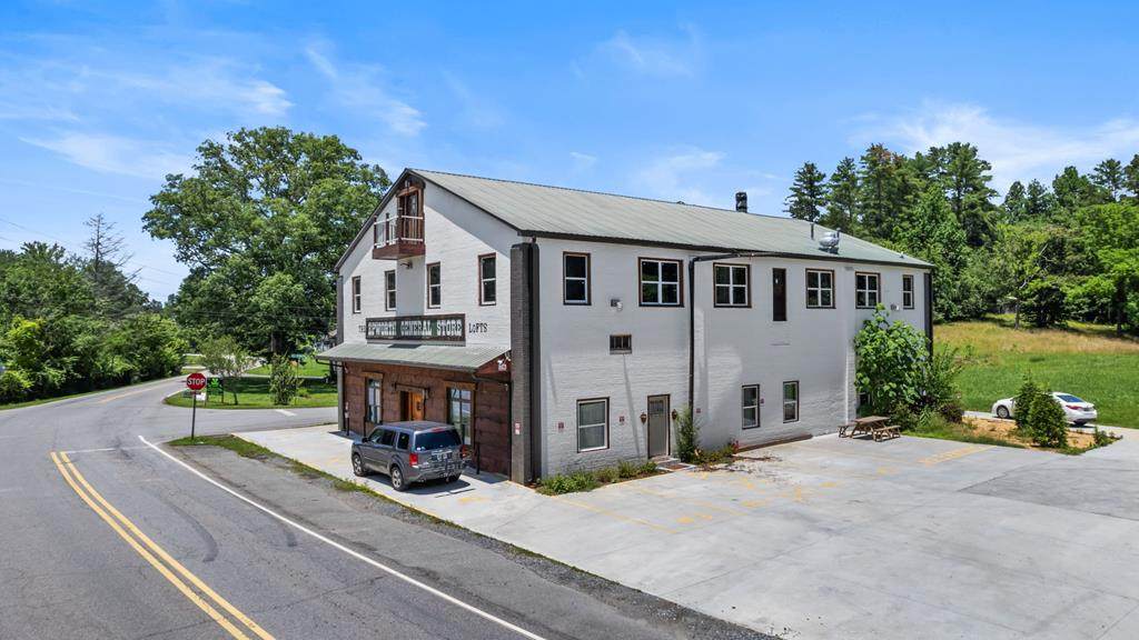 610 Madola Road - Photo 1