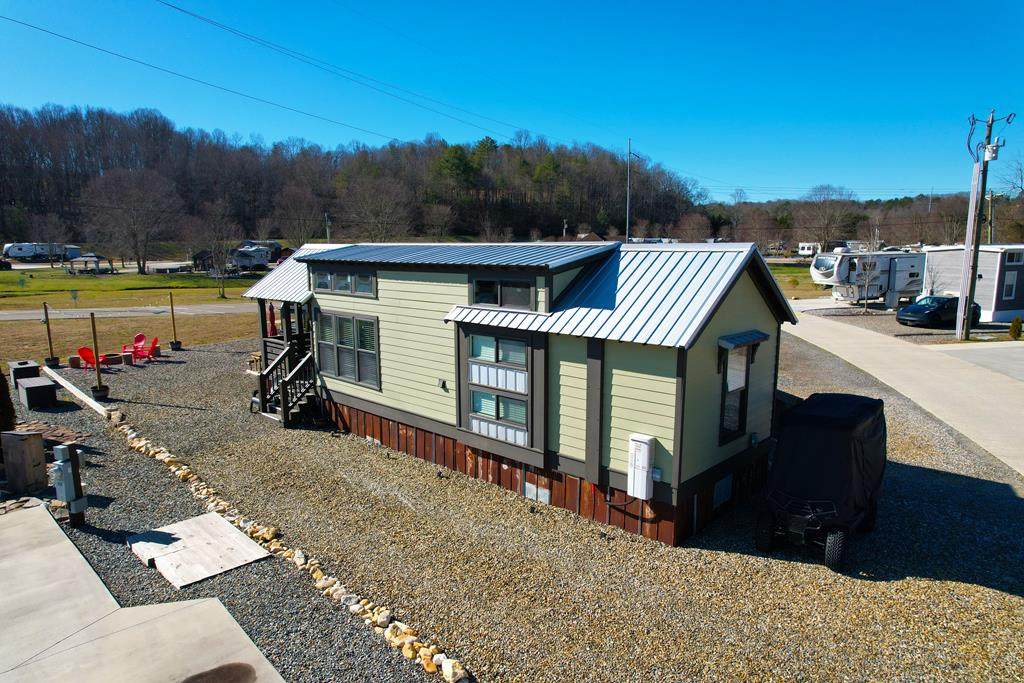 192 Mountain Meadows Drive - Photo 1