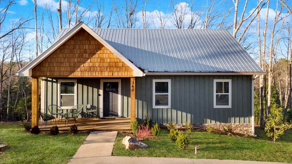 360 Prince Drive - Photo 1