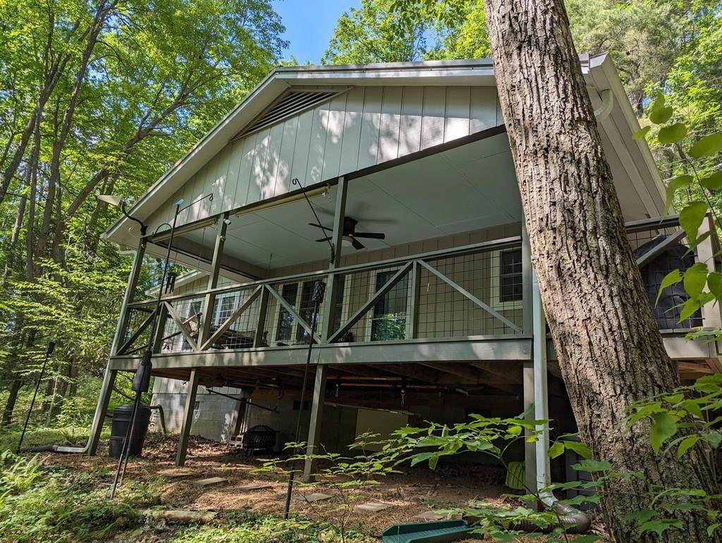546 Happy Hollow Circle - Photo 1