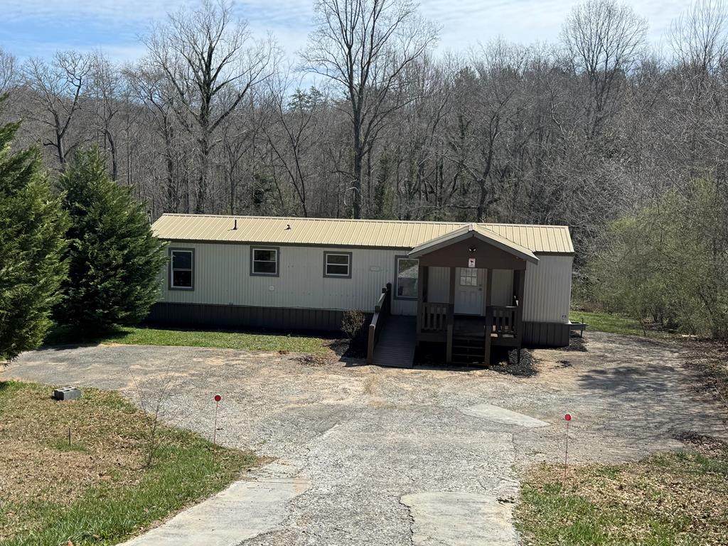 465 Summit Street - Photo 1