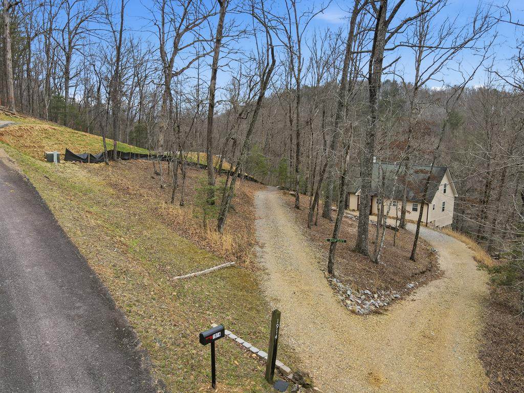 1914 Creekstone Lane - Photo 1