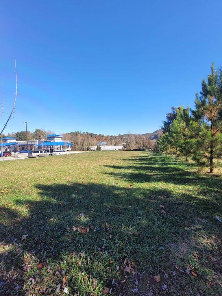 727 Hiwassee Street - Photo 1