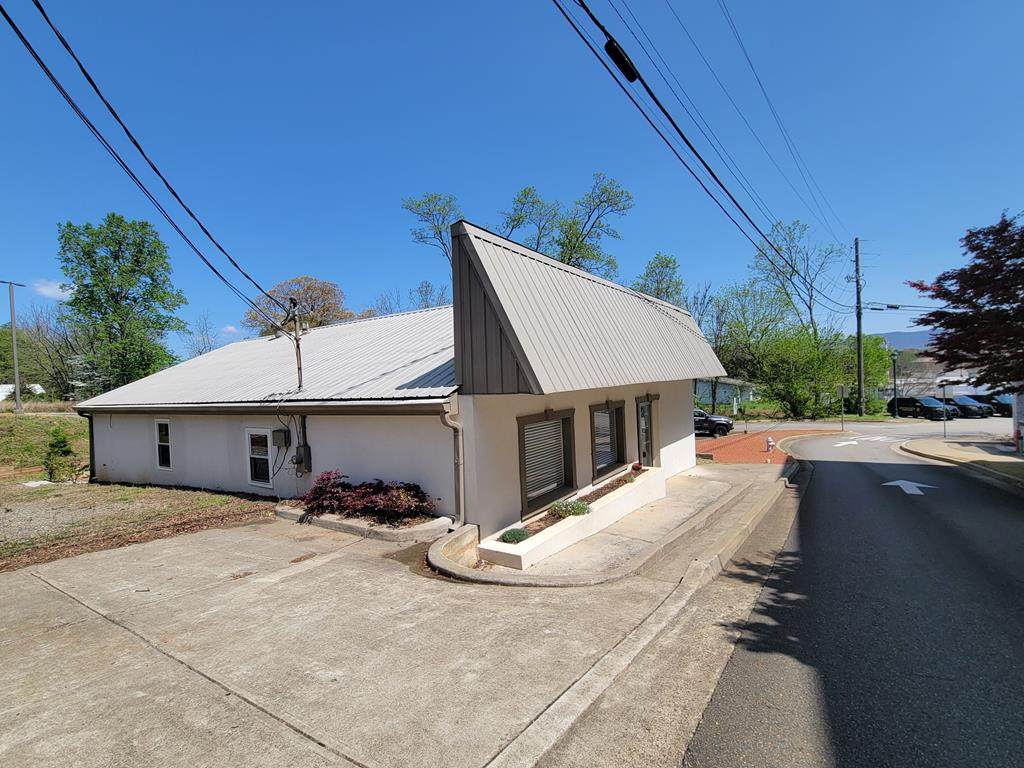 37 Court Street - Photo 1