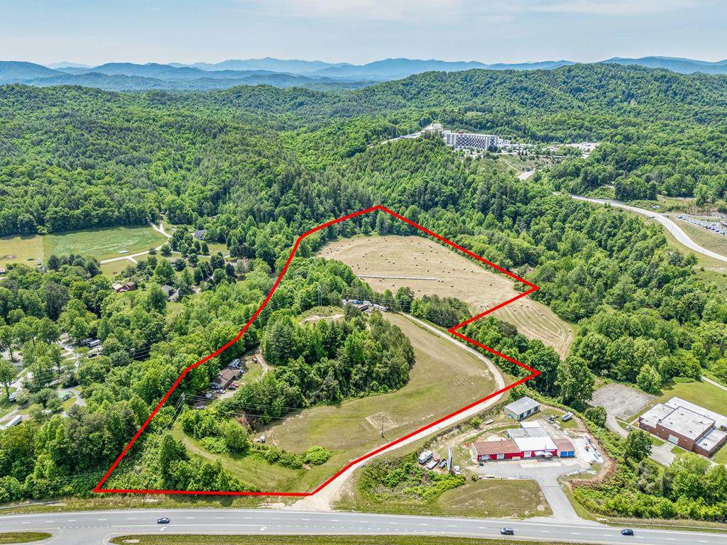 3674 Us 19 - Photo 1